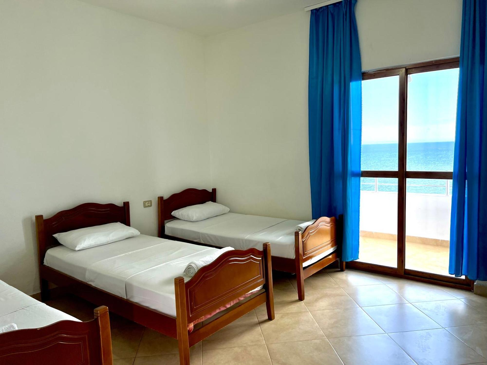 Redi'S Seaview Apartments Sarande Exterior photo